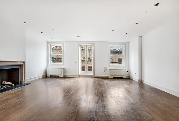 Rented by Compass | media 12