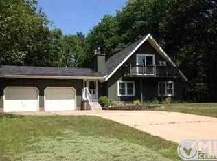 6 Stonegate Dr, Marquette, MI 49855