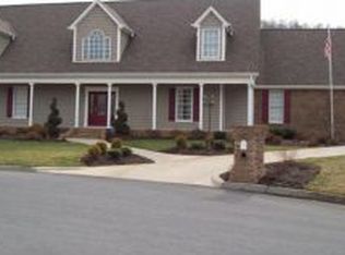 108 Ferry Rd, Kingsport, TN 37663