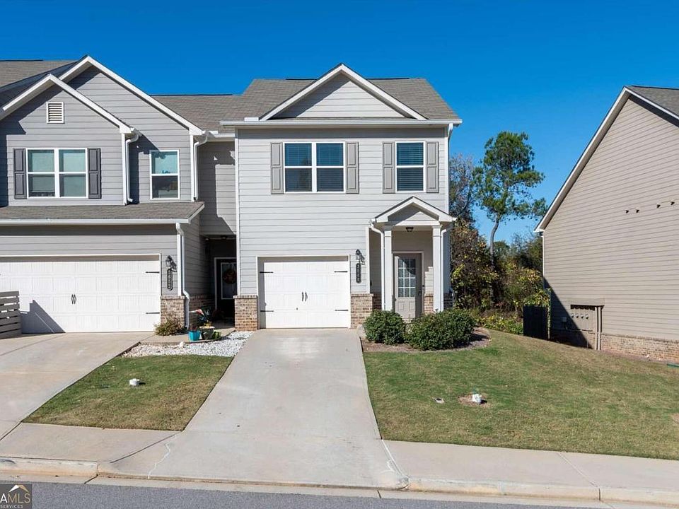 1st image of 3648 Acorn Dr #9