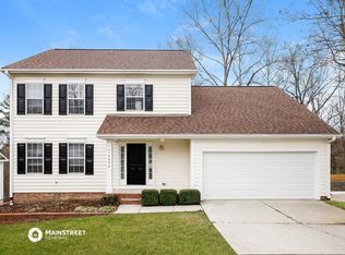 12606 Diamond Dr, Pineville, NC 28134