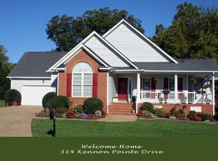 314 Kennon Point Dr, Colonial Heights, VA 23834