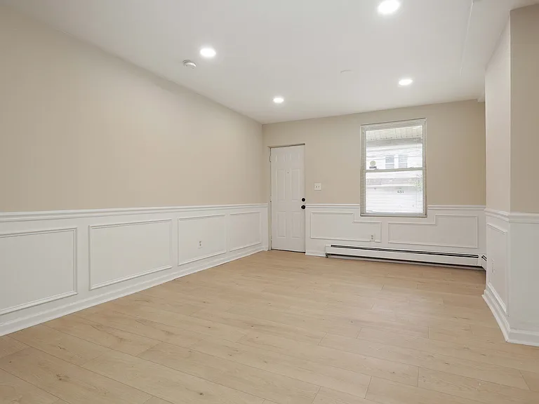 922 Martin Luther King Blvd — Photo 2
