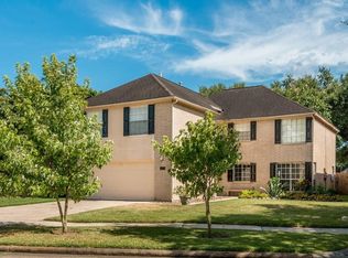 4761 Oakmont Ct, League City, TX 77573