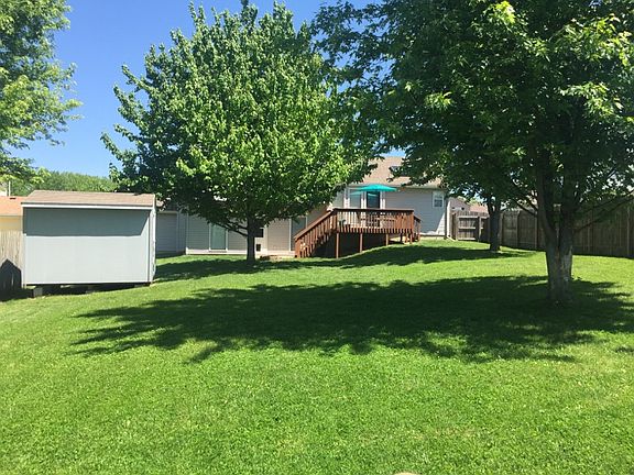 2nd image of 8704 N Sheldon Ct
