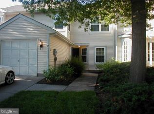 7 Towpath Ct, Princeton, NJ 08540