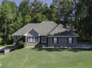 75 Meadows Ct, Dawsonville, GA