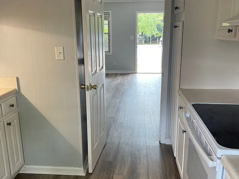 436 Hill St #7 — Photo 9
