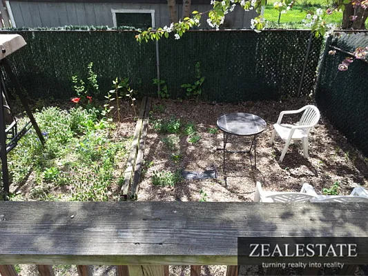 Rented by ZealEstate Group Inc | media 40