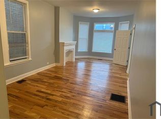 548 N Troy St, Chicago, IL 60612