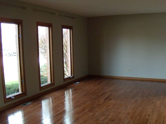 3rd image of 1613 Cimarron Dr