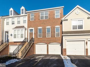 32 Cornerstone Ct, Doylestown, PA 18901