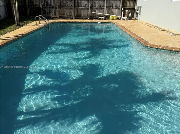 2301 SW 66th Ave, Miramar, FL 33023