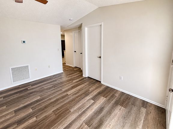 5th image of 9316 Tacoma Ave APT A
