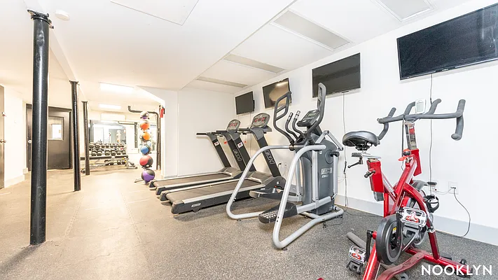 Rented by Nooklyn NYC LLC | media 21