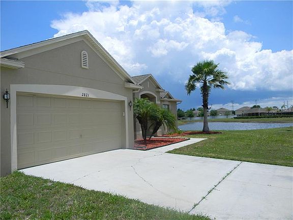 2nd image of 2821 Briar Park Dr