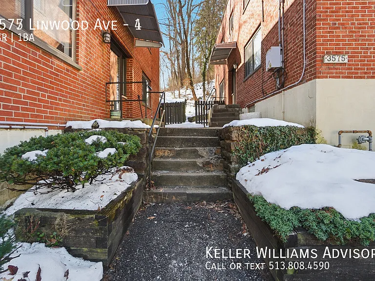 3575 Linwood Ave #4 — Photo 2