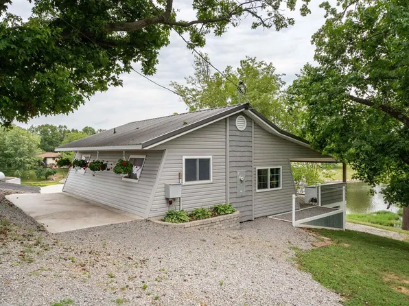 580 Obelisk Ct, Creal Springs, IL 62922