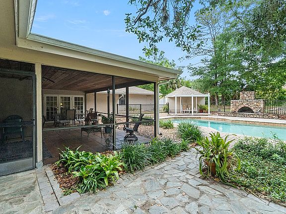 4th image of 1725 Sunwood Dr
