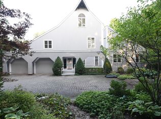 989 Old Green Bay Rd, Winnetka, IL 60093