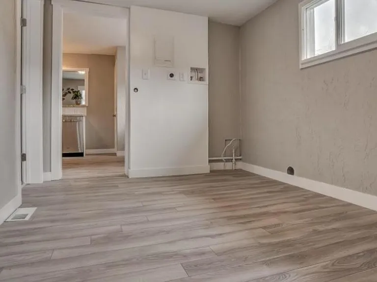 156 E Garden Ave — Photo 9