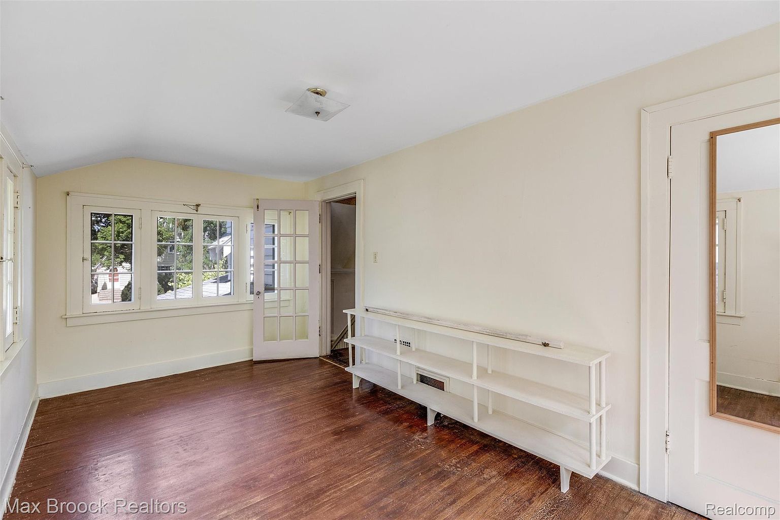 37 Hanover Rd, photo 18