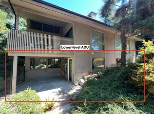 4204 85th Ave SE #1, Mercer Island, WA 98040