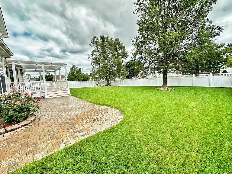 6 Savannah Hill Dr — Photo 4
