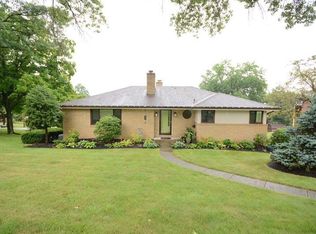 1674 Forestview Dr, Bethel Park, PA 15102