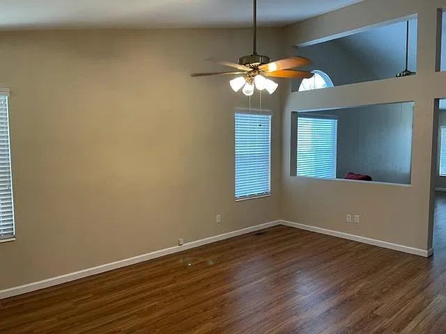 3 bed, 1608 sqft, $2,800 — Photo 3