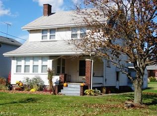 5821 Louisville St NE, Louisville, OH 44641