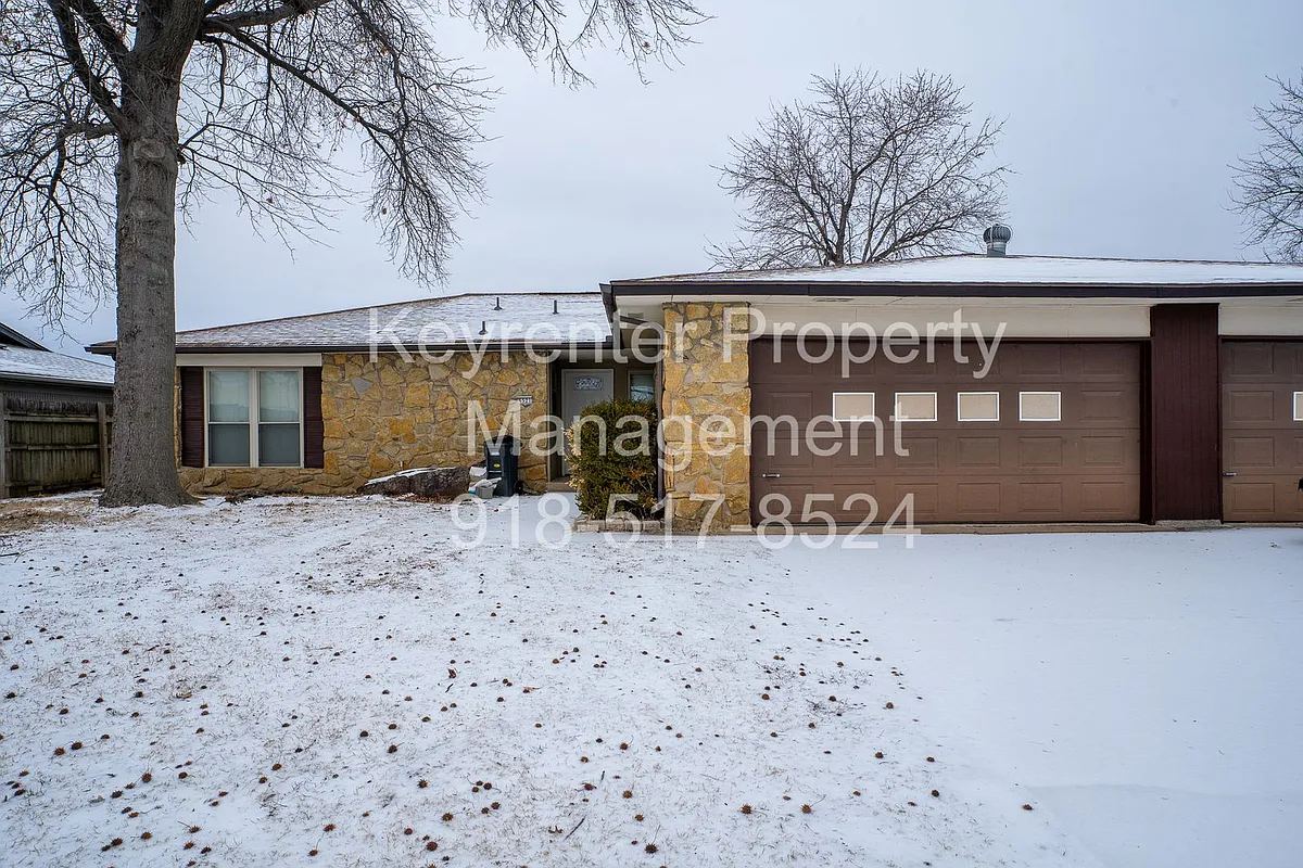 Building Photo - 6521 E 50th St S