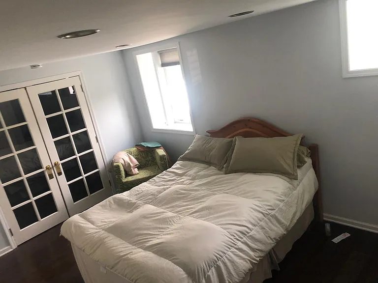 Master bedroom #1 basement