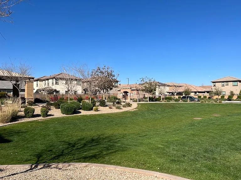16668 W Sierra St — Photo 12