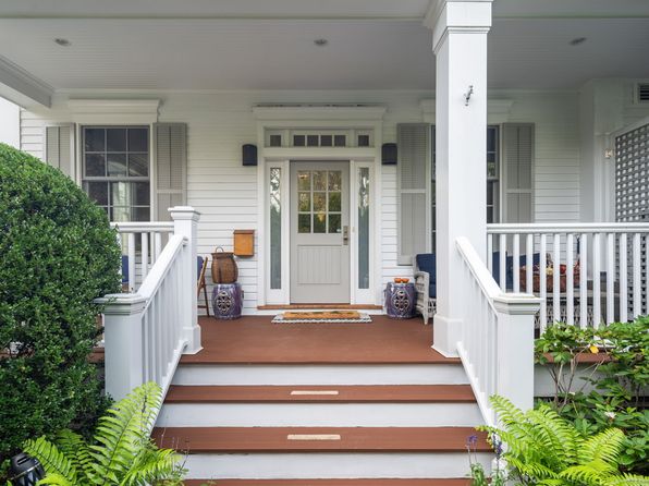 166 Rowayton Ave #2, Norwalk, CT 06853