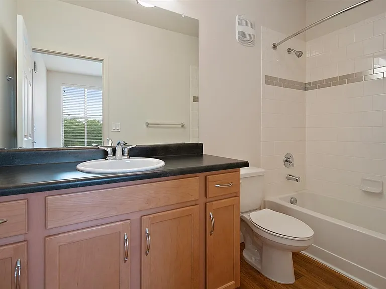 Primary private bath