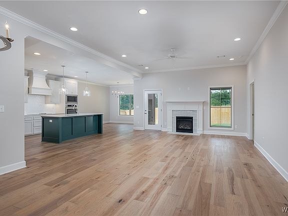 4th image of 13912 Margaret Way