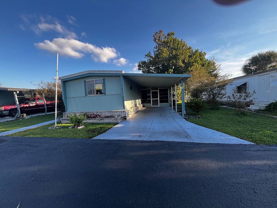 1st image of 1430 Paddock Ln