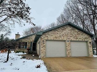 N183 Van Handel Dr, Appleton, WI 54915