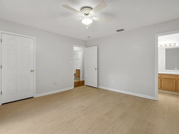 5th image of 1940 Maymeadow Ln