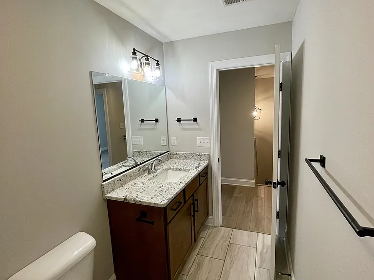 1005 Ridgestone Ct #1 — Photo 35