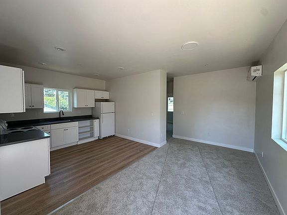 2nd image of 2586 American Ave