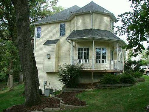 2nd image of 1579 Shady Ct NW