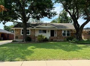 805 Sherwood Dr, Richardson, TX 75080