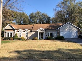 2838 N Campbell Ave, Springfield, MO 65803