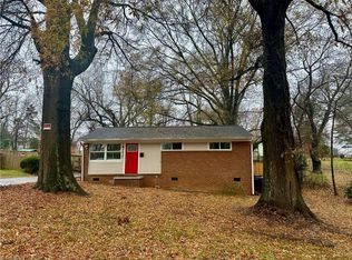 1636 Rockford St, Winston Salem, NC 27107