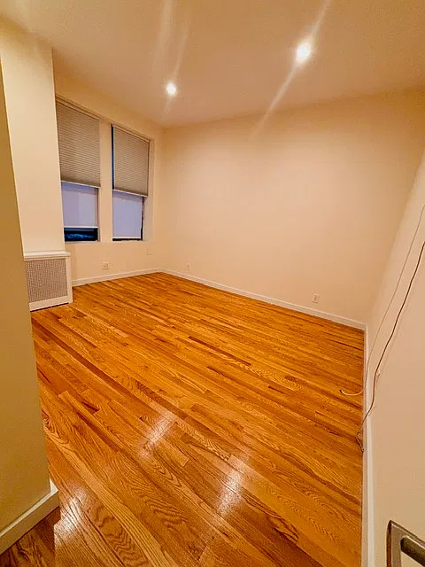 316 West 94th Street — Photo 3