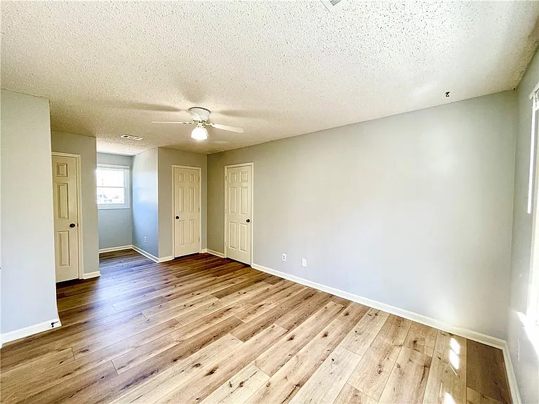 1721 Emerson Ct — Photo 31