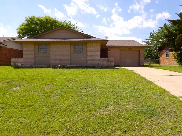 1033 SE Alta Ln, Lawton, OK 73501