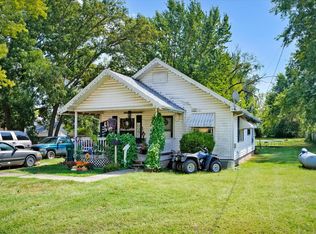 108 W Hickory St, Bolivar, MO 65613